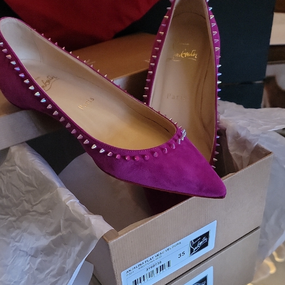Christian Louboutin Anjalina Flat Veau Velours Sz 35